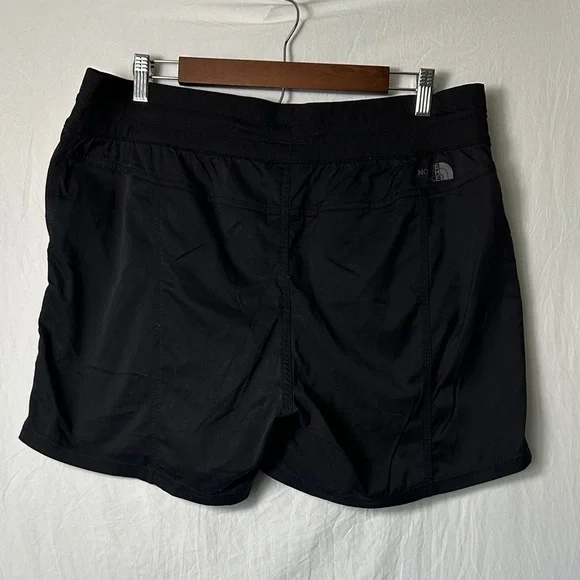 The North Face Women's Black Active Shorts - Picture 3 of 3